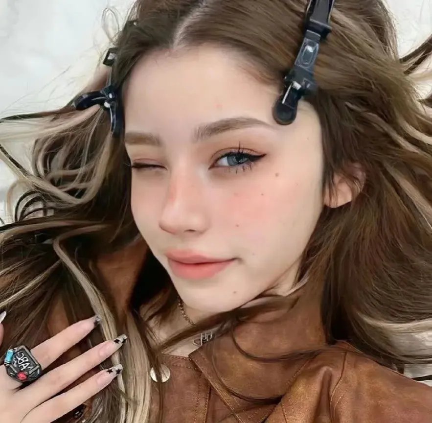 秀色雄心